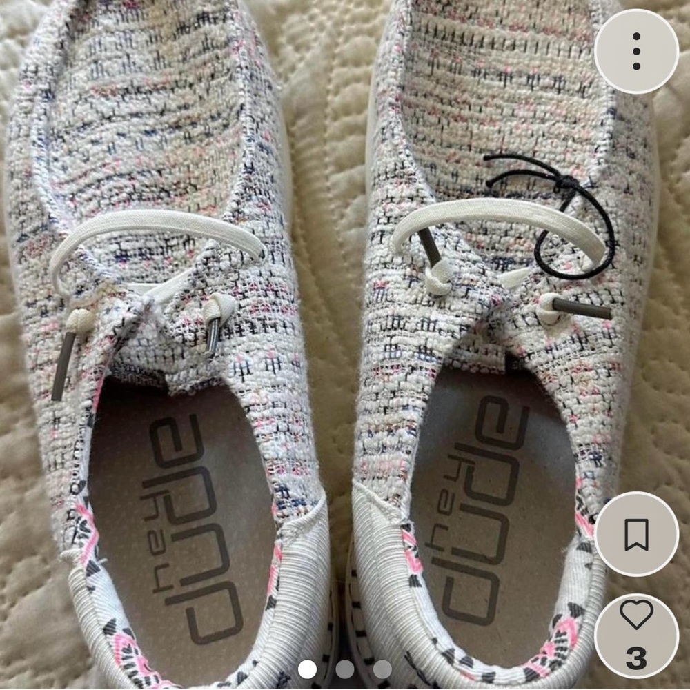 Toms White Moccasins Cozy Everyday Footwear